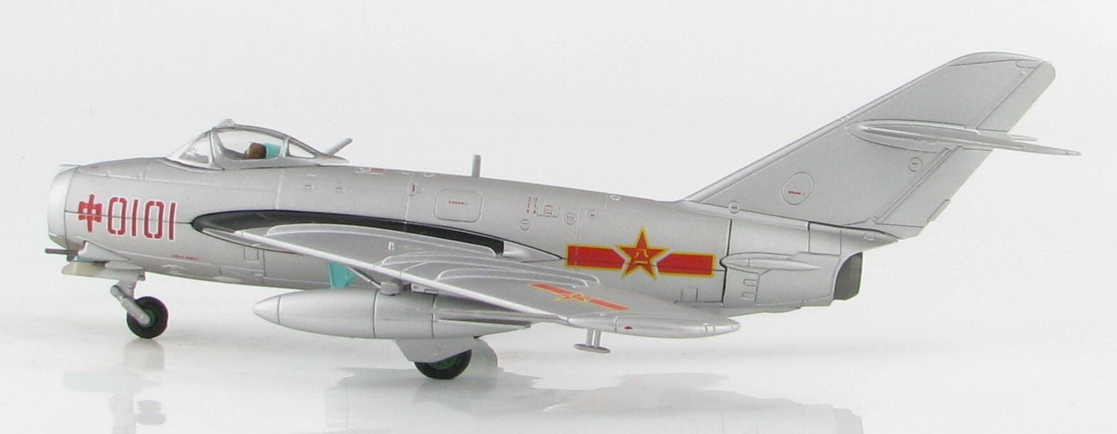 HA5906 1/72 Shenyang J-5 Jet Fighter Mig-17 Red 0101 China Air Force PLAAF 1956