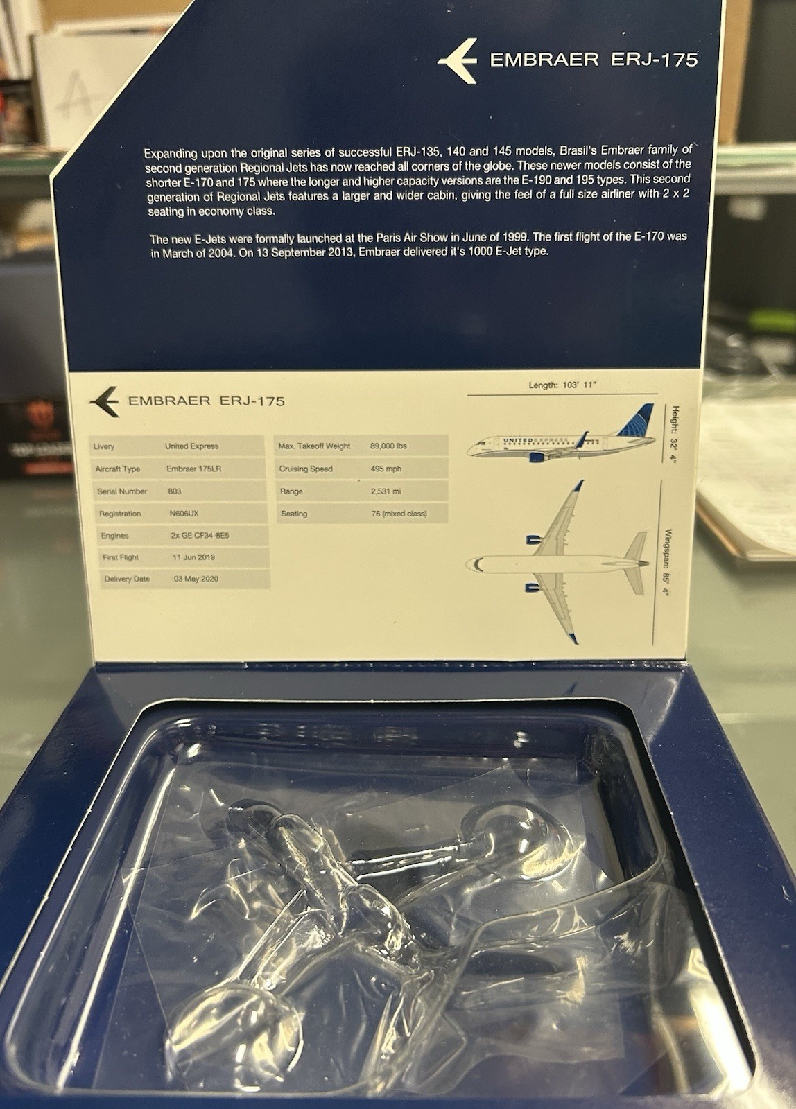 Gemini Jets E-175 United Evo Blue Livery N606UX 1:400 (Good Condition)