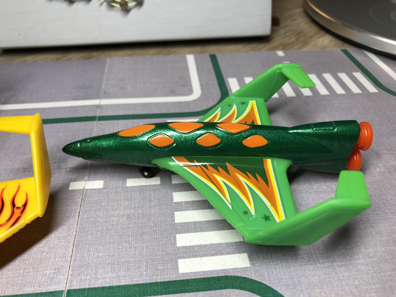3 X Matchbox Aero Blast Airplane Mattel SKYbusters 2011 SB-102