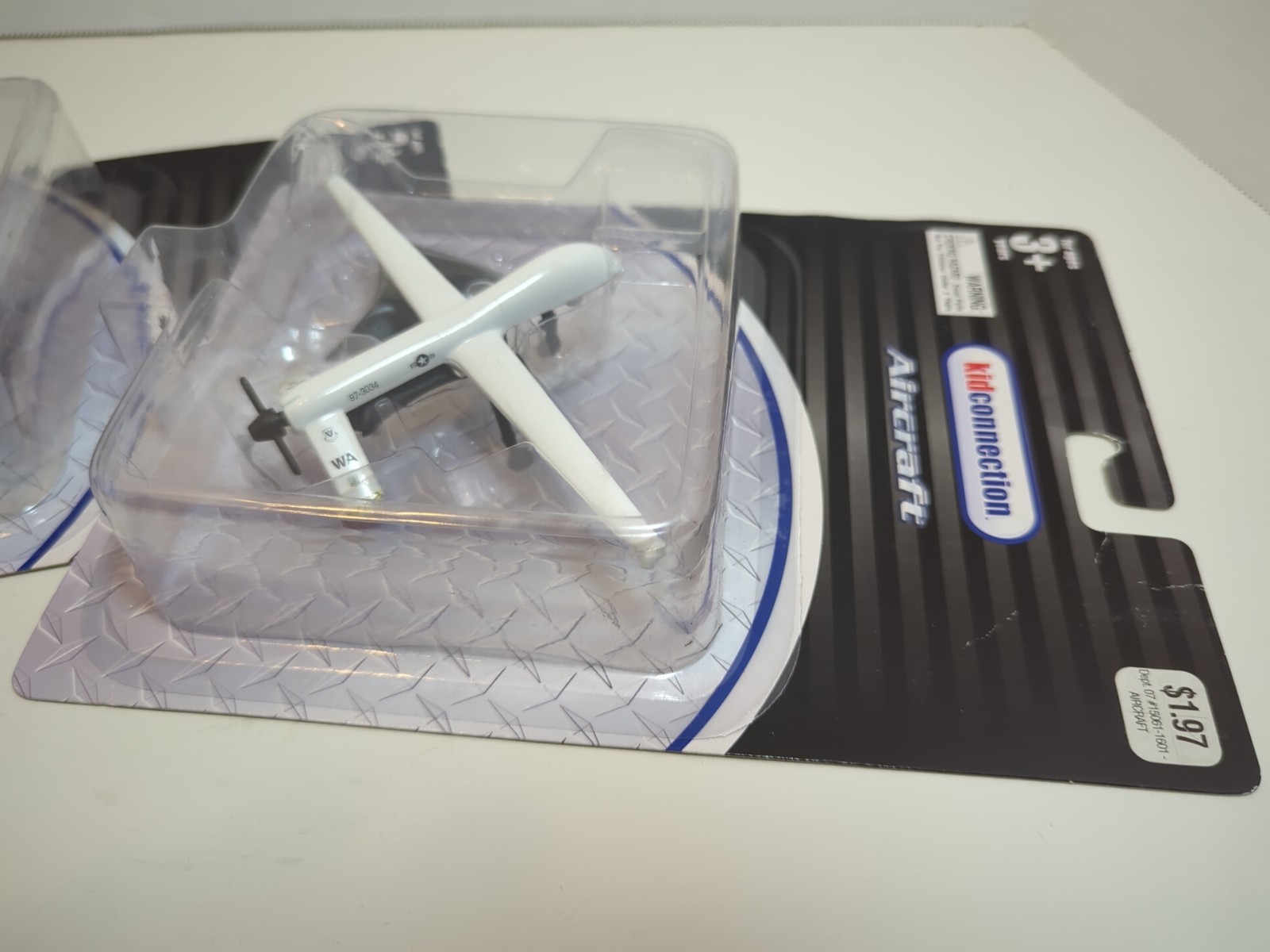 MAISTO RQ-1 Predator P-61 Black Widow US Air Force Kid Connection 2ea MOC