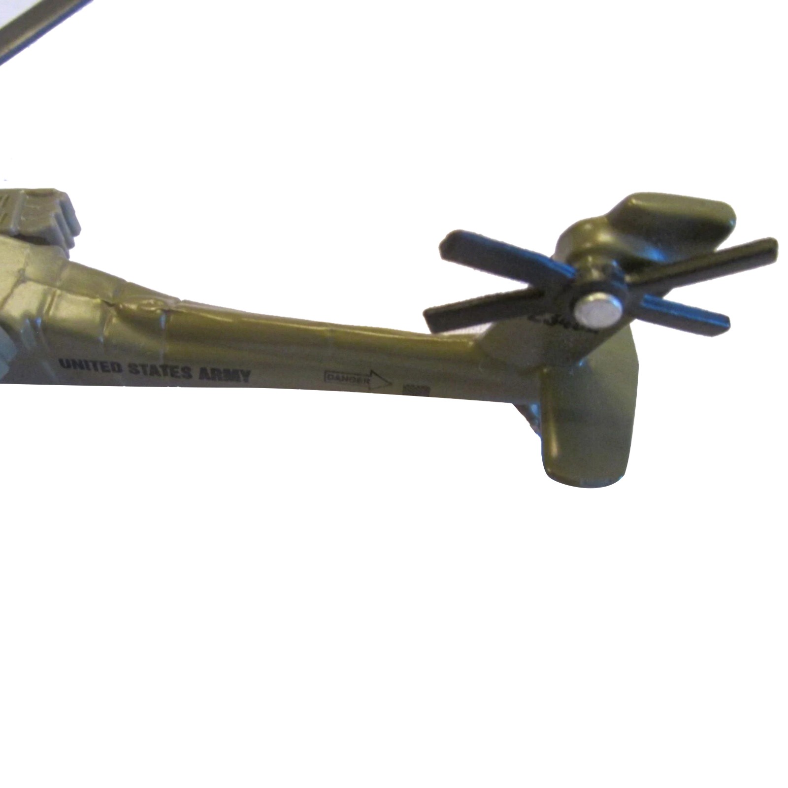 AH-64 Apache Attack Helicopter Model 1/130 Scale Alloy Plastic Display Replica