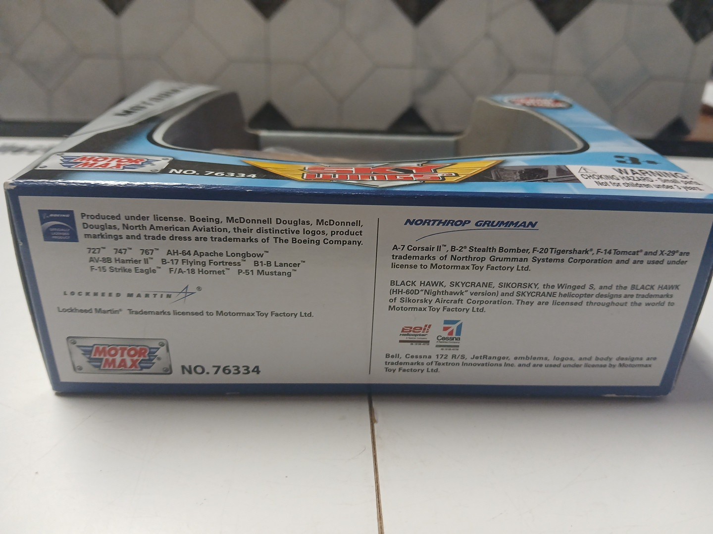 Motormax Sky Wings #76334 Wright Brothers Kitty Hawk #529 Flyer Die-Cast