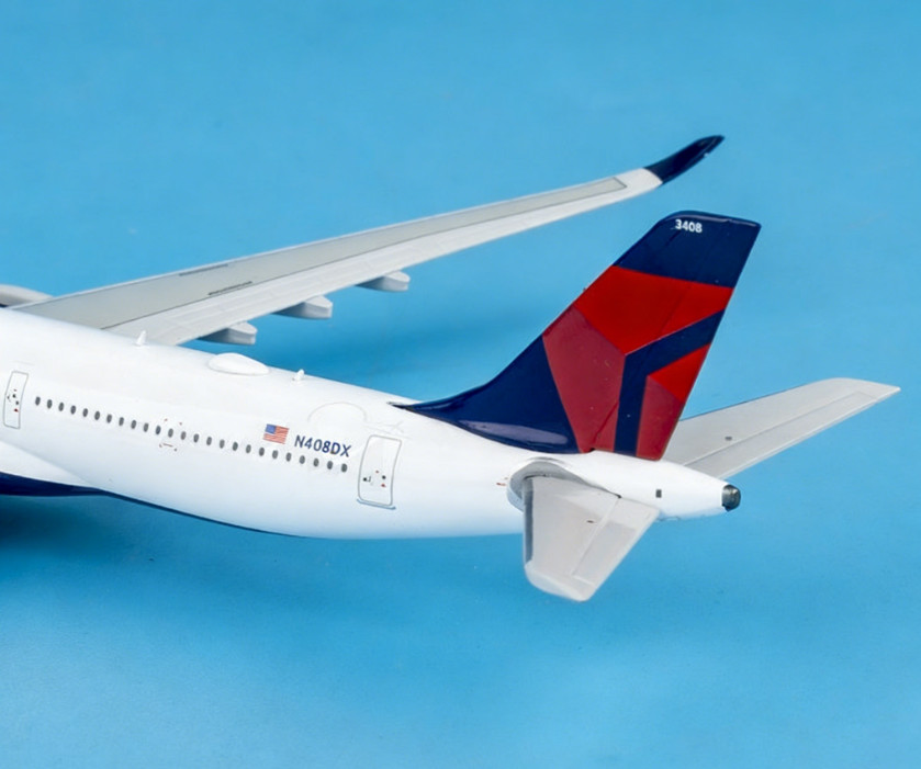 1:400 Geminijets Delta Air Lines​ Airbus A330-900​ N408DX Airplane Diecast Model