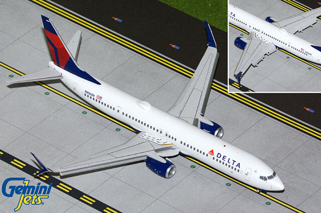 G2DAL1115F GeminiJets 737-900ER 1/200 Model N856DN Delta Air Lines Flaps Down