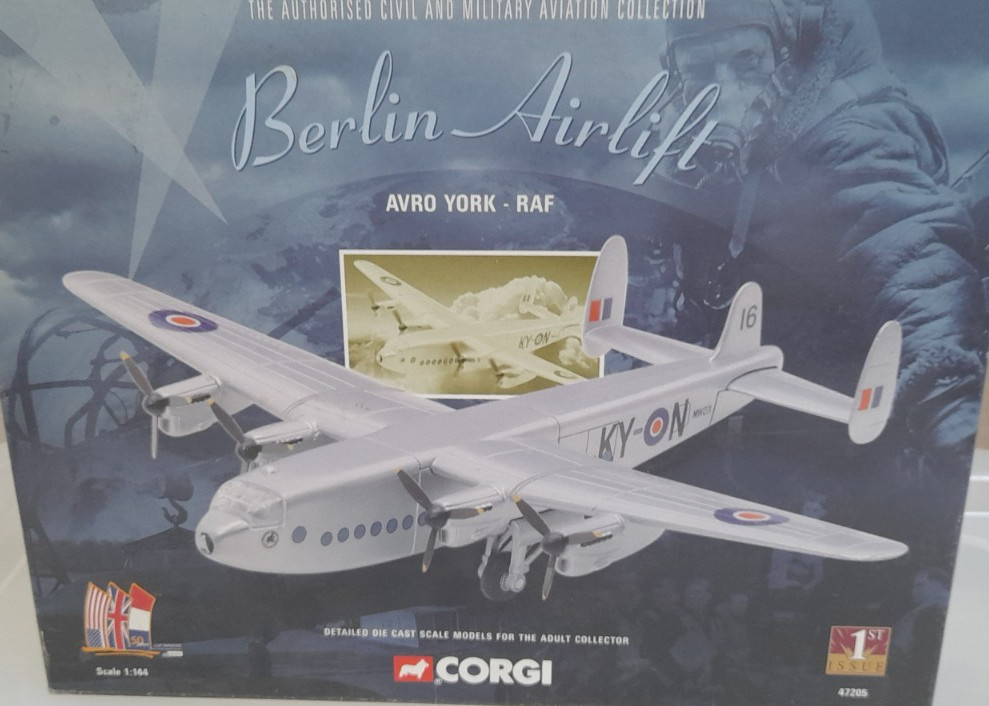 AVRO YORK RAF Berlin Airlift Corgi The Aviation Archive No 47205 – 1:144