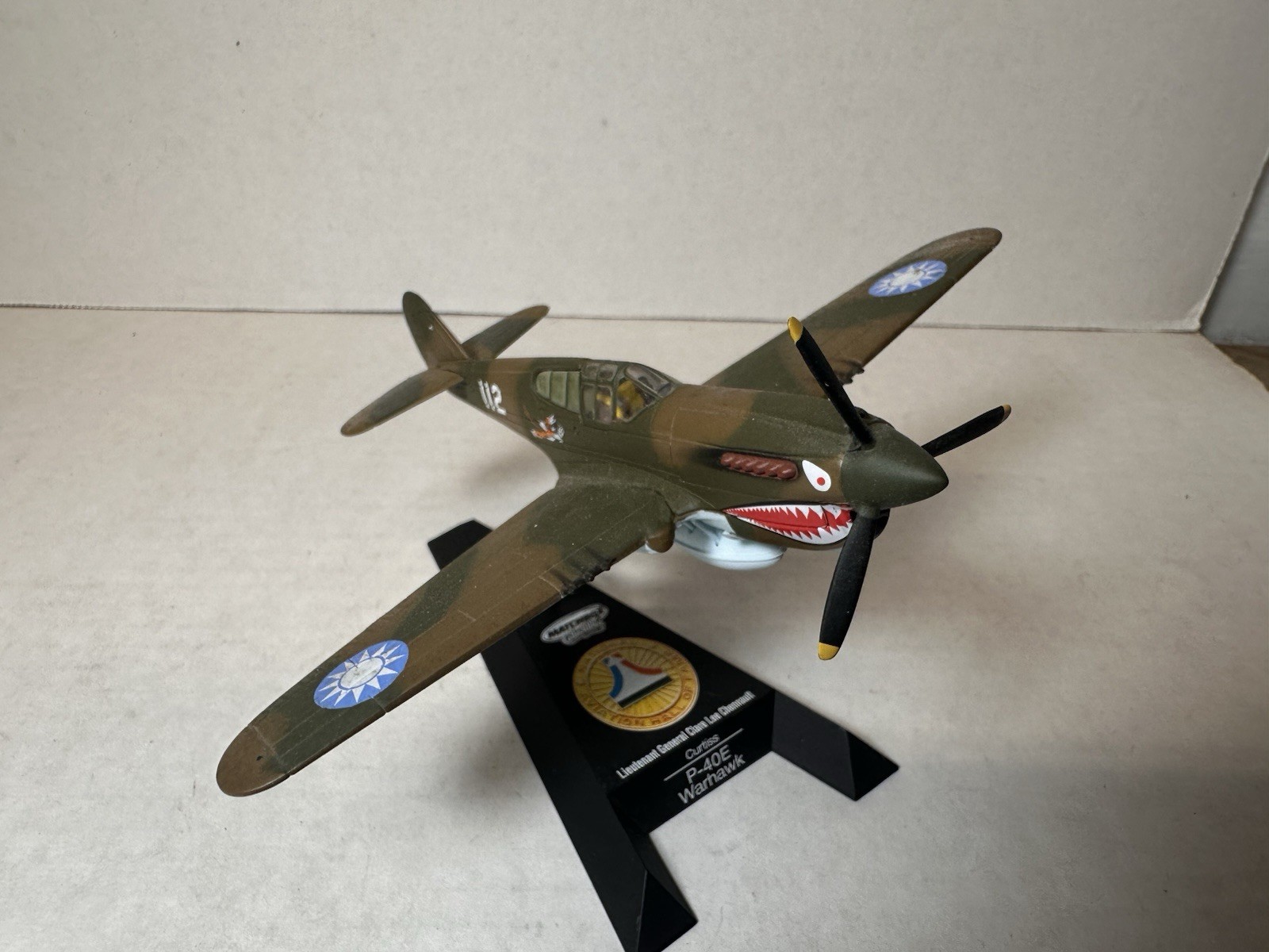 Matchbox Lt Gen C.L. Chennault Curtiss P-40E Warhawk WWII Plane 1:72 Diecast