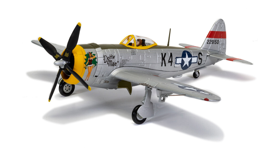 Corgi 1:72 USAAF Republic P-47D Thunderbolt Fighter – “Dottie Mae”, AA33827