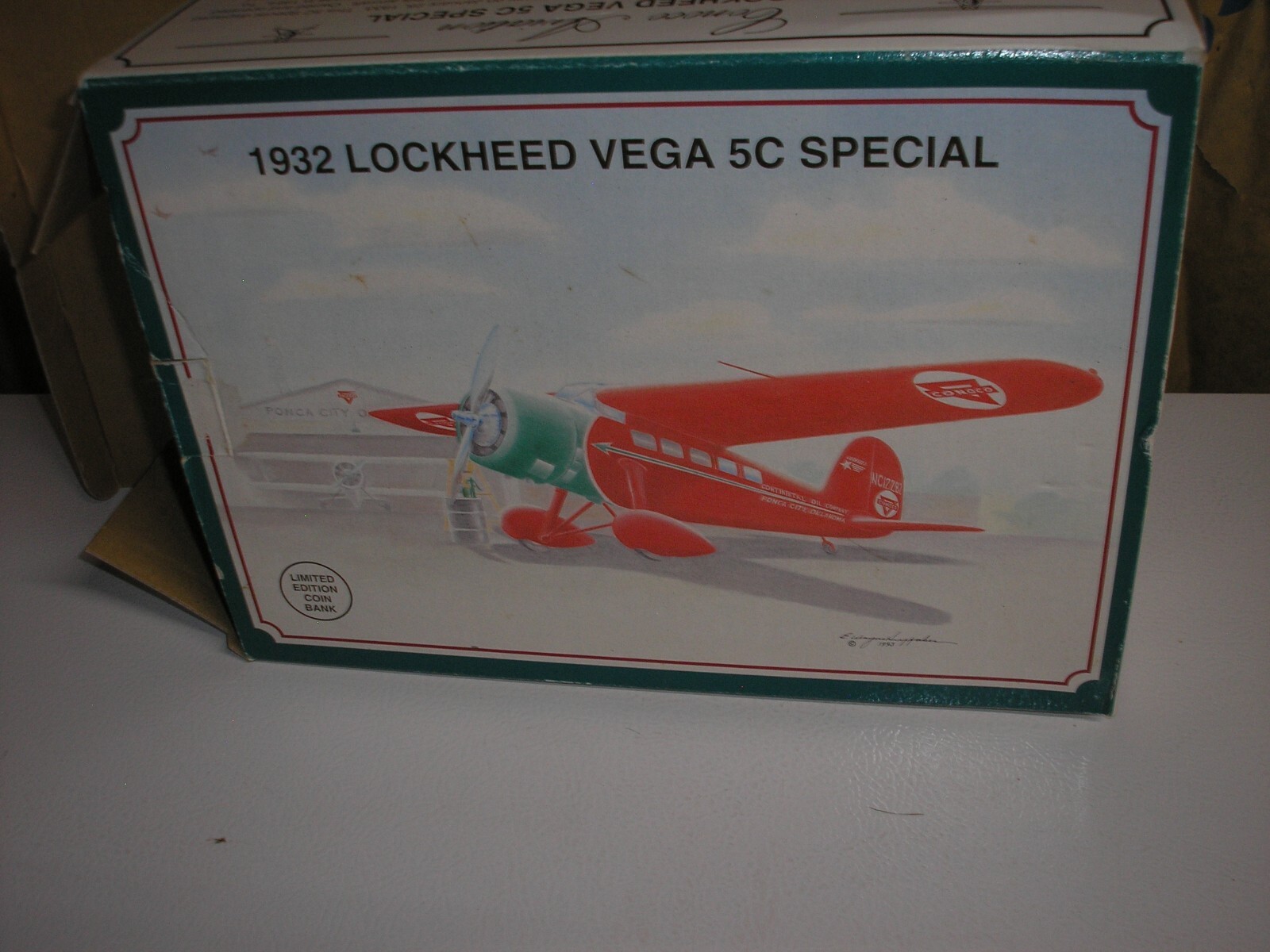 NICE Vintage 1932 Lockheed Conoco Vega 5C Special Airplane BANK Free SHIPPING