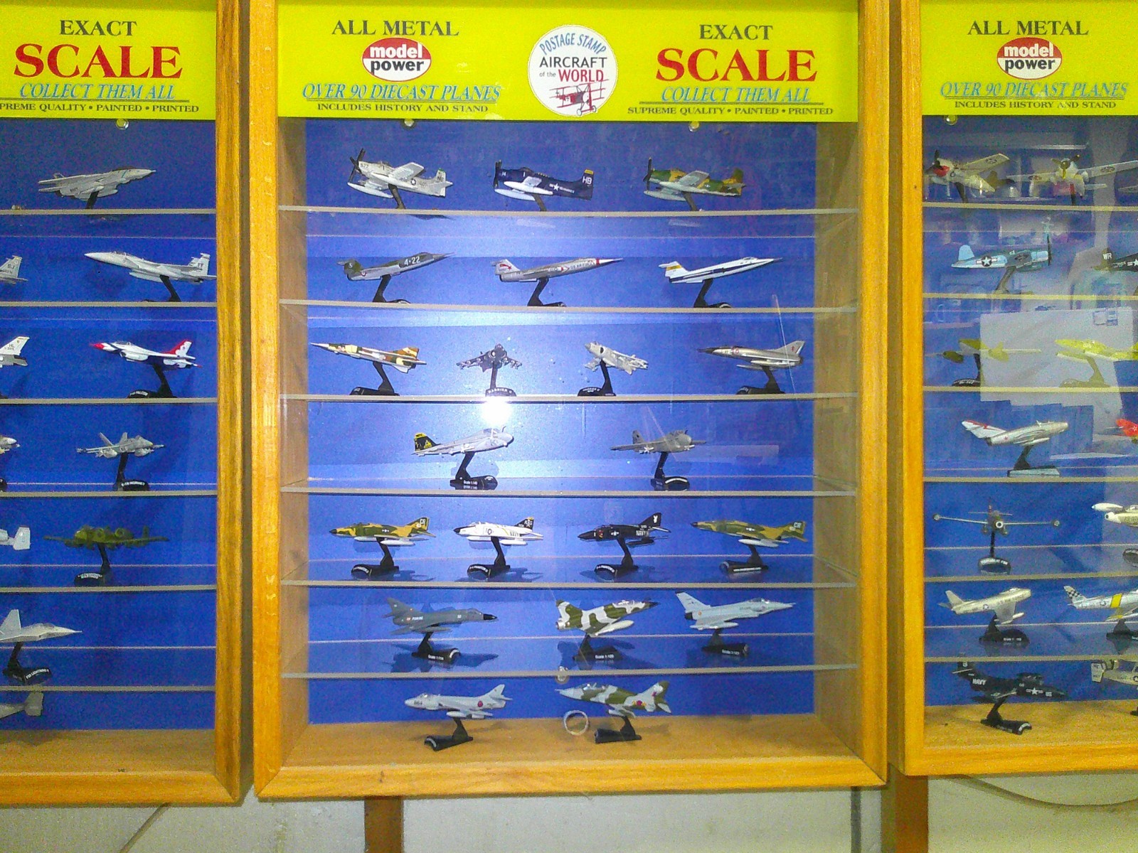 Model Power Postage Stamp Planes Series B 5375-2 A-10 Warthog