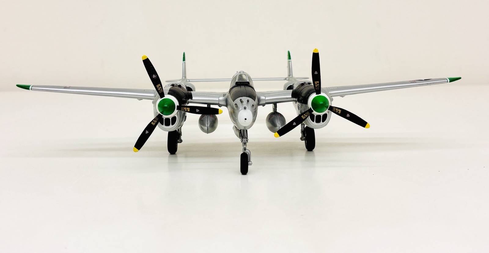 Franklin Mint 1:48 P-38 Lightning “Jandina IV” J.T. Robbins USAAF WWII 98170