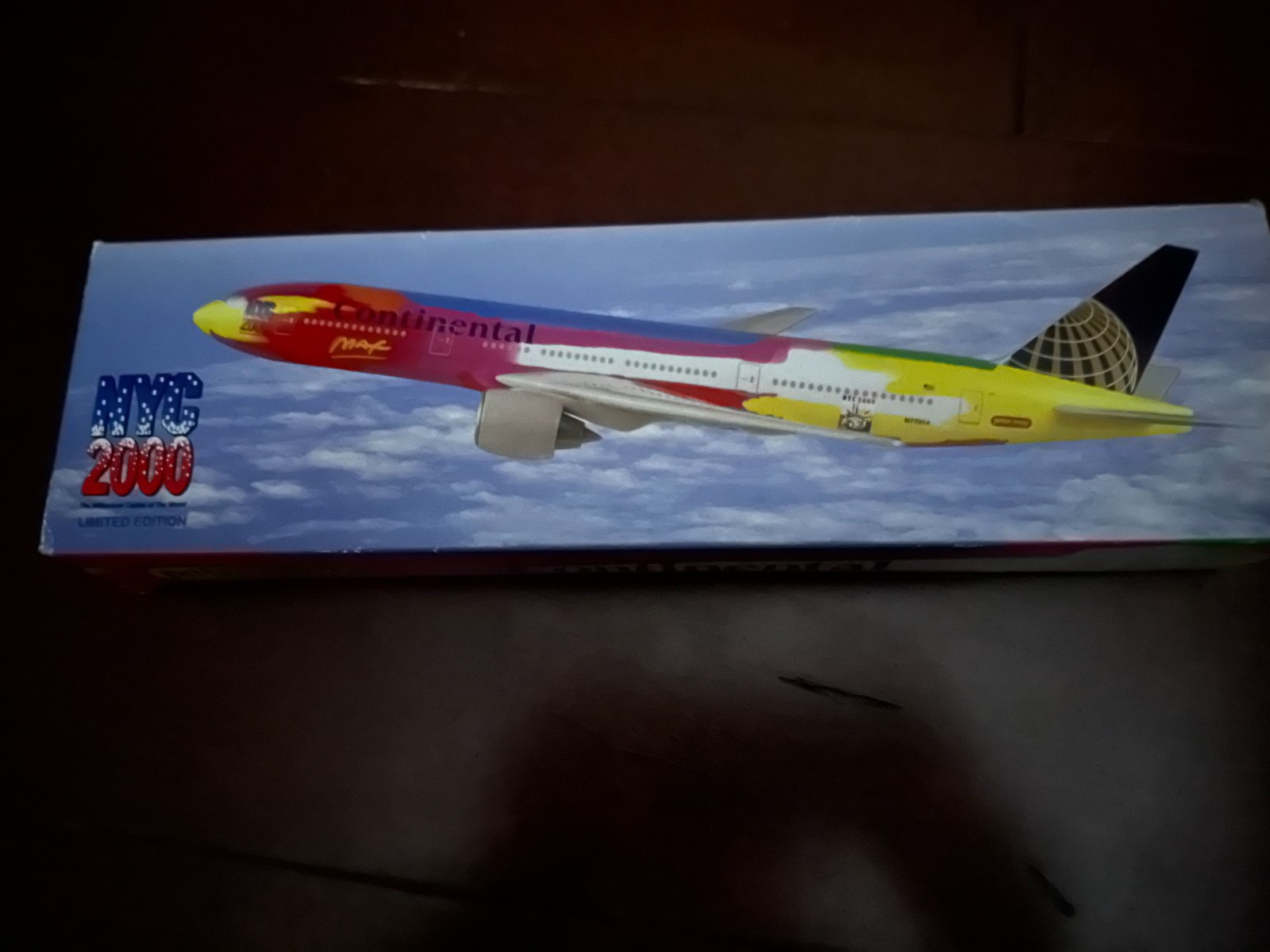CONTINENTAL AIRLINES PETER MAX BOEING 777-200 N77014 NEW FLIGHT MINIATURES NIB!
