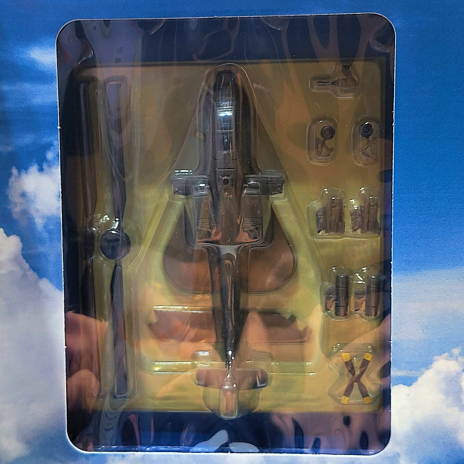 DeAgostini Boeing AH-64D Apache 1:100 #9 AIR COMBAT COLLECTION USAF FORCE MISB