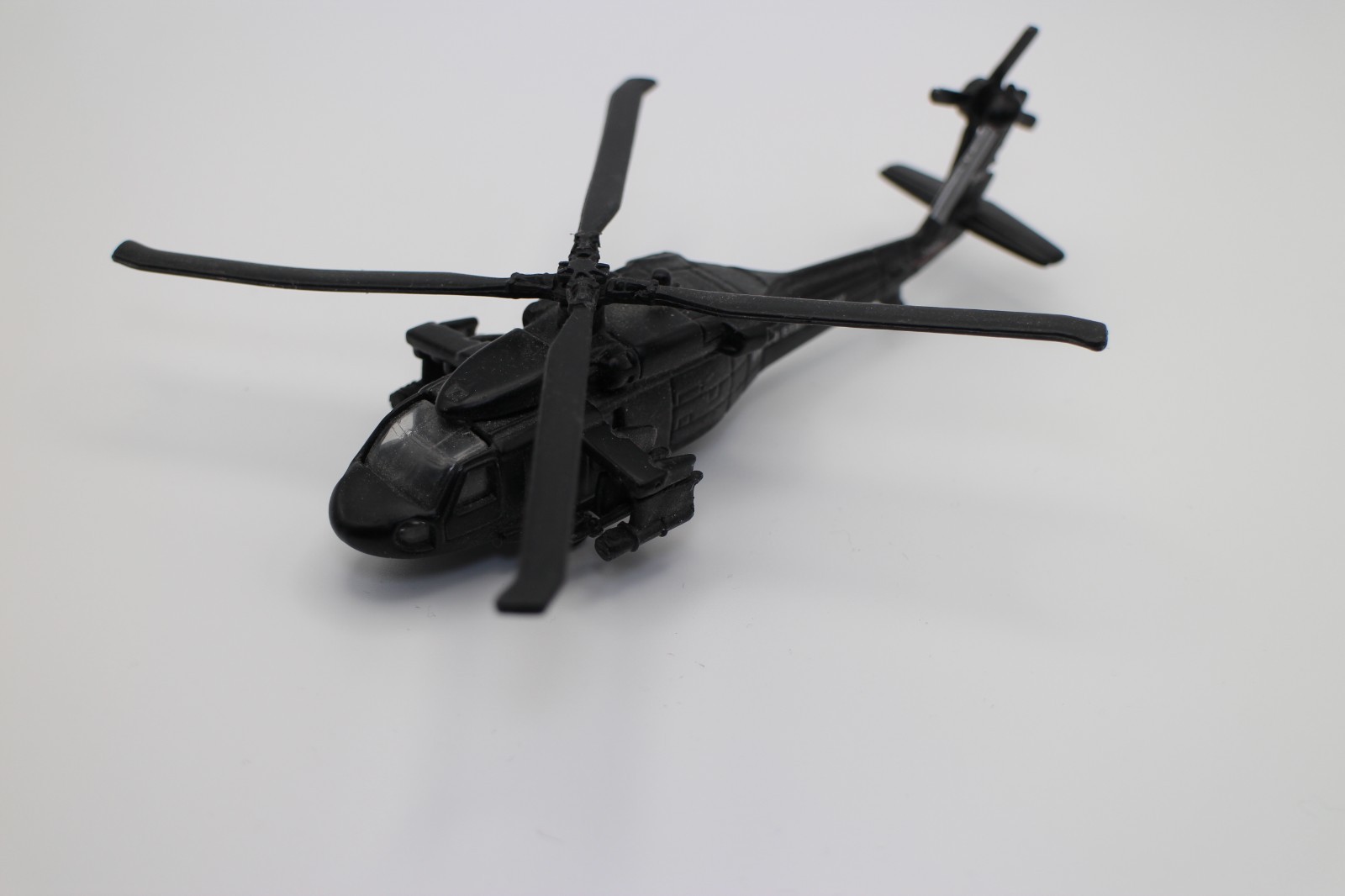 Maisto Tailwinds UH-60A Blackhawk US Army Helicopter Toy Loose ESSS Wings 11243