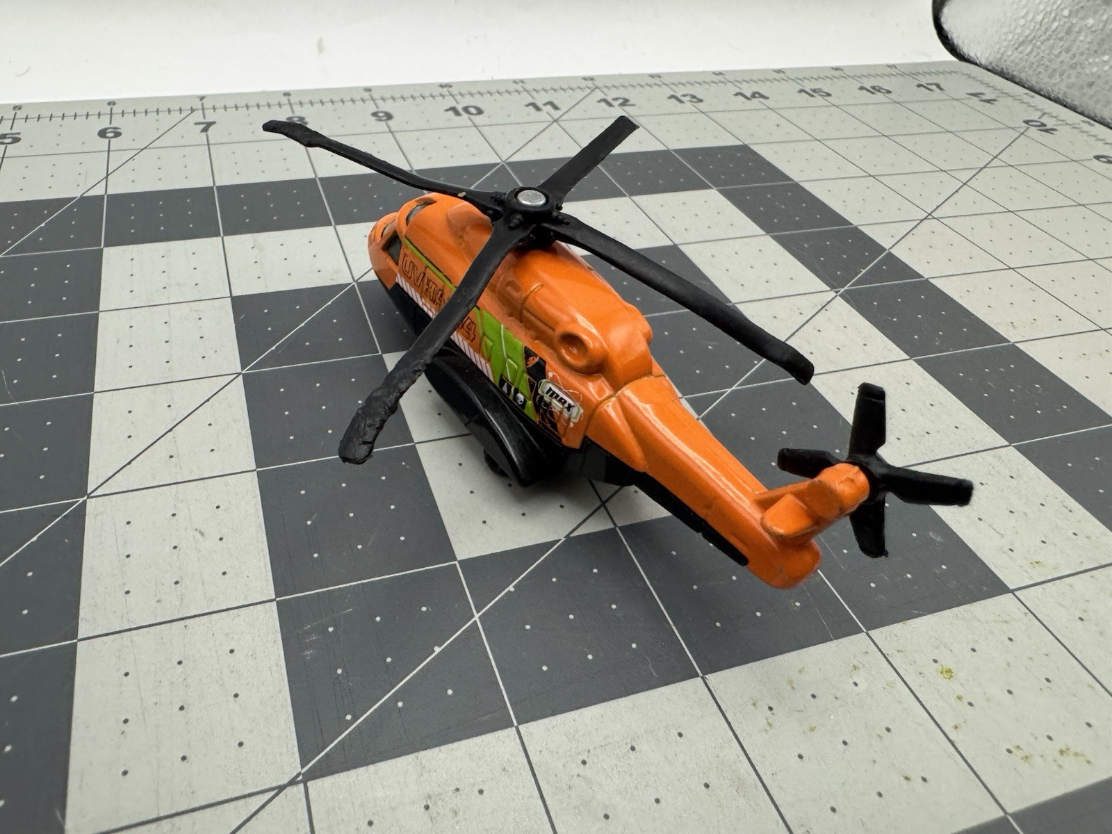 2014 Matchbox Skybusters Mission Force Space Mission Chopper