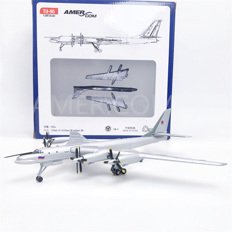 Amer 1:200 Russian TU-95 bear type strategic nuclear bomber Diecast Model TU 95