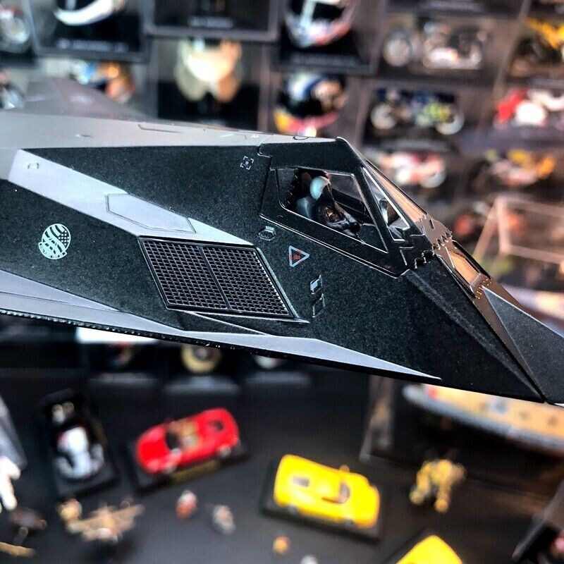1:72 Lockheed F-117 Nighthawk Attack Aircraft Model Diecast Military Collection