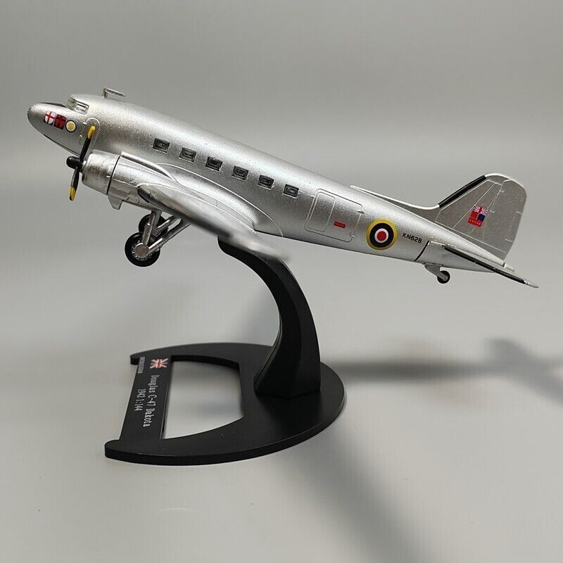 1:144 Douglas C-47 Dakota Transport Aircraft Model Diecast Military Collection