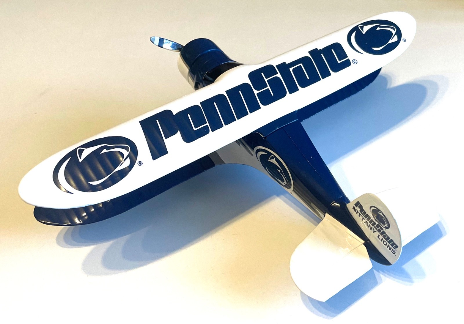 PENN STATE BEECHCRAFT D17 STAGGERWING DIE CAST METAL AIRPLANE BANK