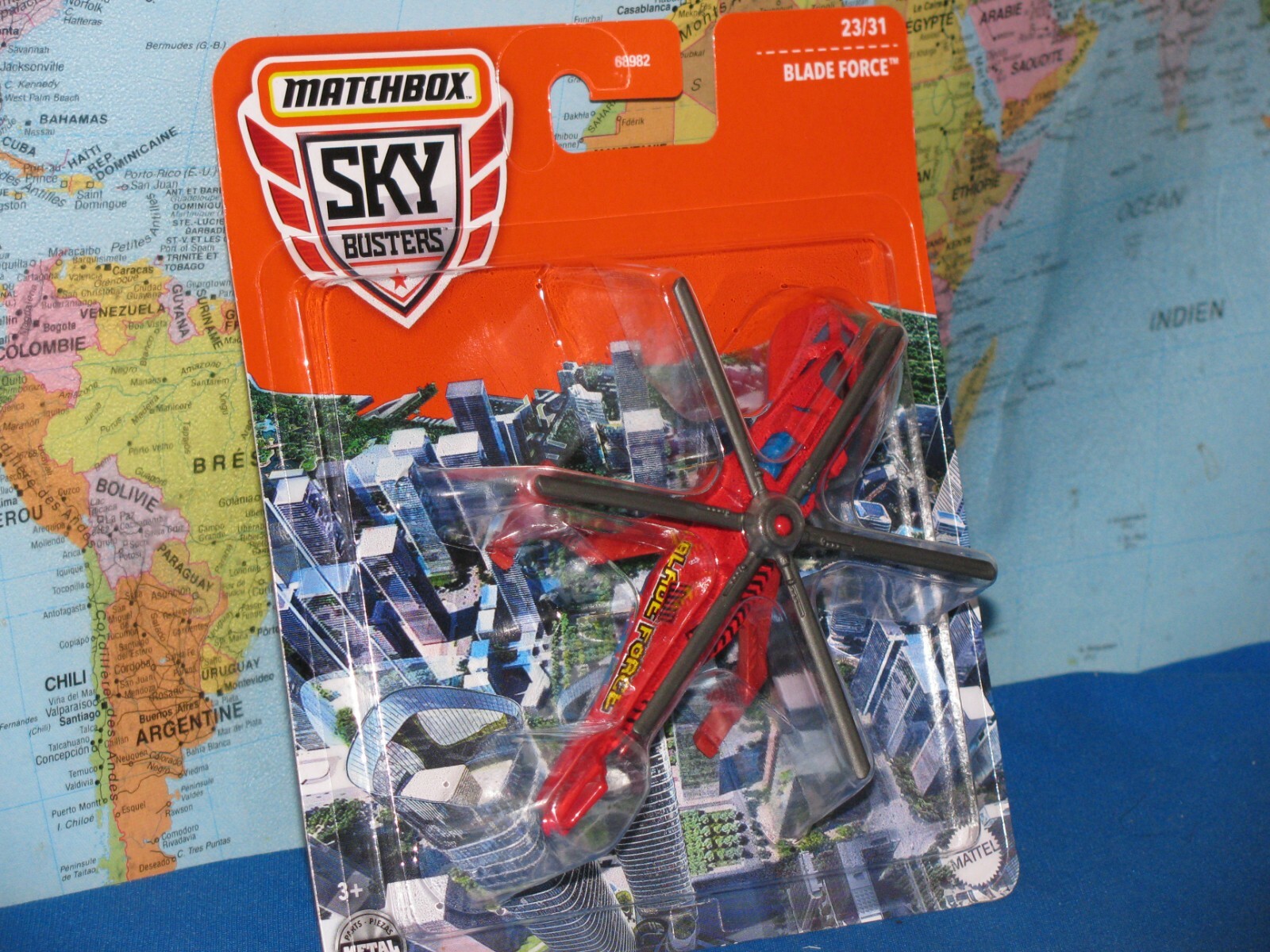 MATCHBOX MBX SKY BUSTERS BLADE FORCE HELICOPTER #23/31 ***BRAND NEW***