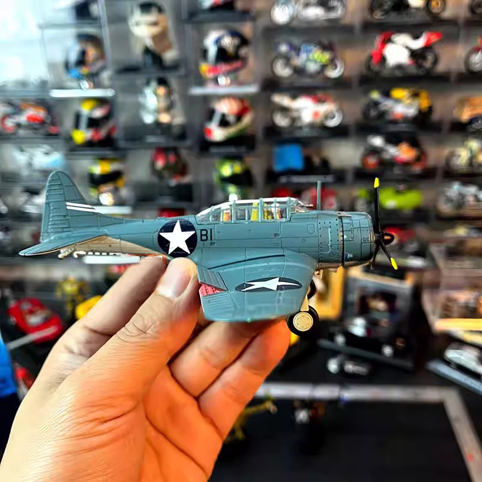 1/72 Scale WWII SBD Dauntless Dive Bomber Alloy Model Aircraft 14cm