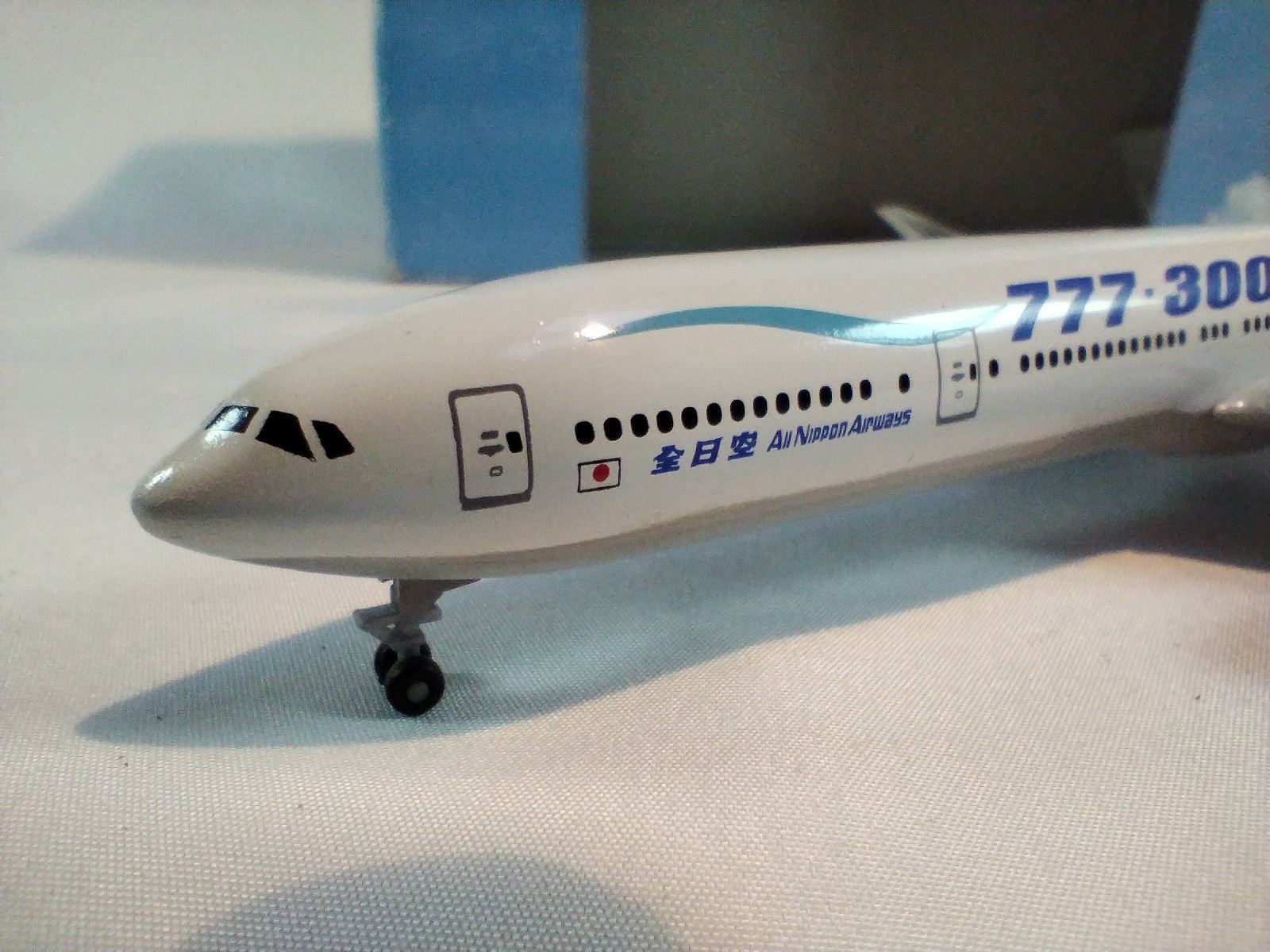 All Nippon Airways Boeing 777-300 1/400 Hasegawa Diecast | MINT BOXED JA7300