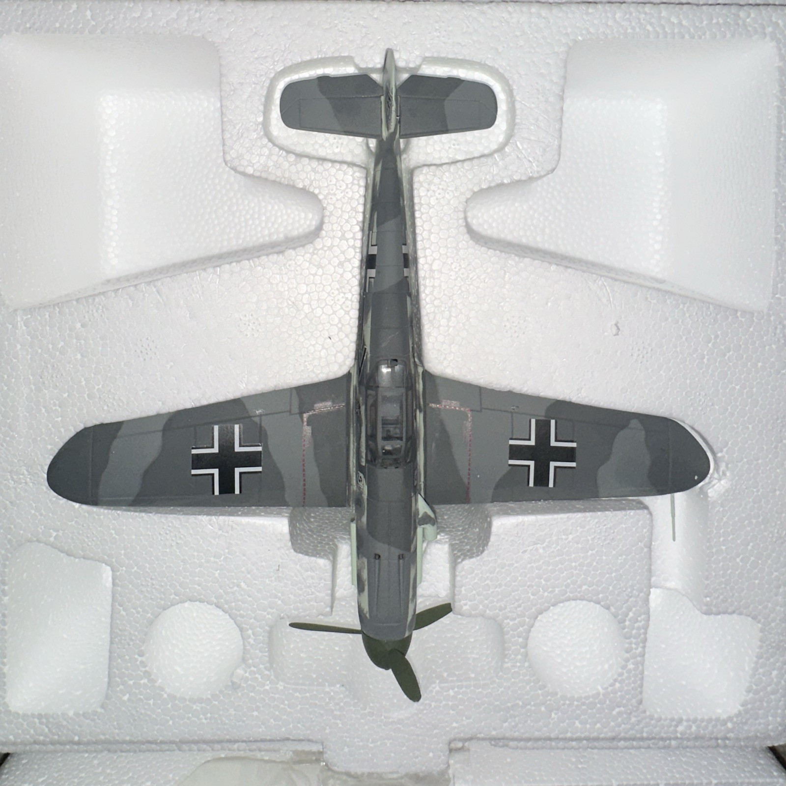 Armour Collection Bf 109F Messerschmitt 1:48 Diecast Model w/Stand