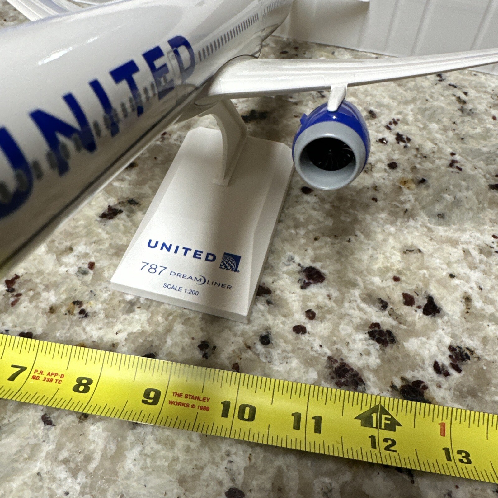 Skymarks 1:200 Boeing 787 Dreamliner United Airlines Plane