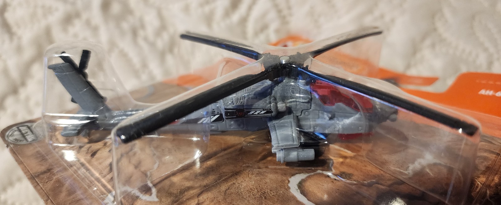Matchbox SKY BUSTERS Boeing AH-64 Apache Helicopter Military Diecast Metal 14/31