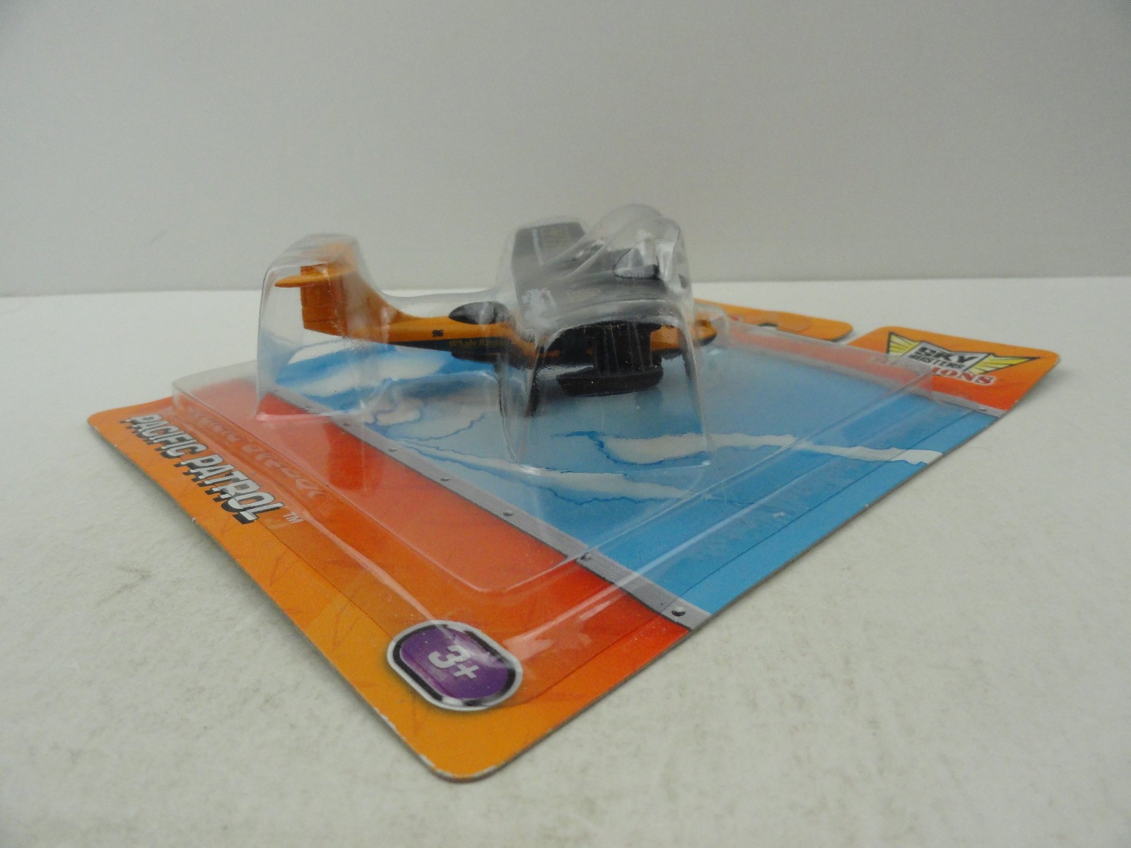 2011 Matchbox Sky Busters Missions Pacific Patrol Hydro Prop (Orange/Gray)