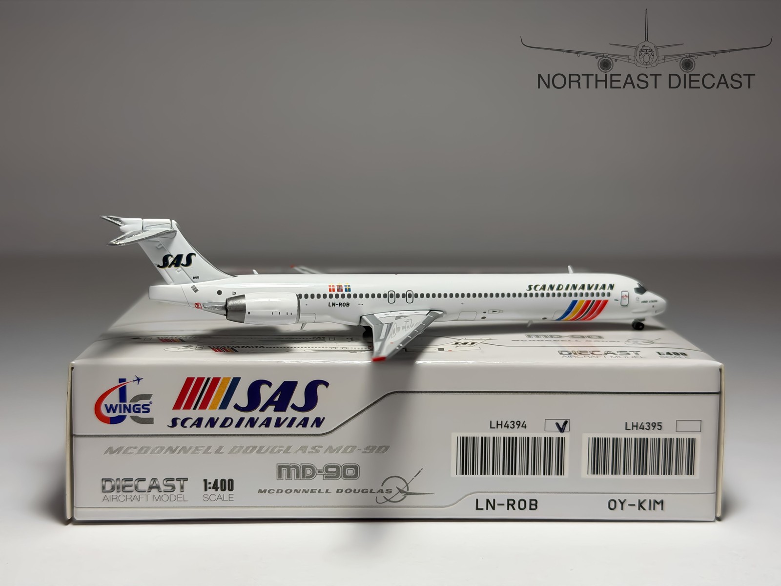 SAS Scandinavian Airlines McDonnell Douglas MD-90 1:400 JC Wings LN-ROB (LH4394)