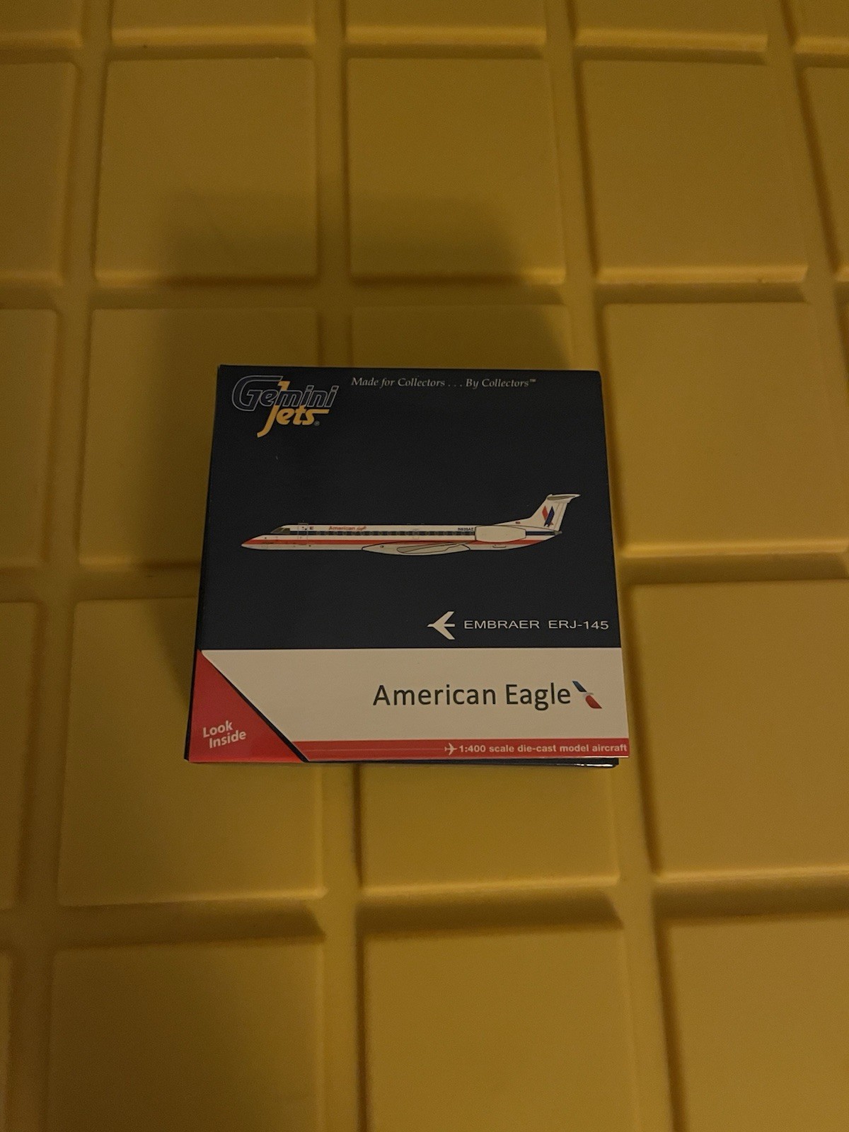 GeminiJets Embraer ERJ-145 American Eagle 1:400 Diecast Model Aircraft GJAAL1565