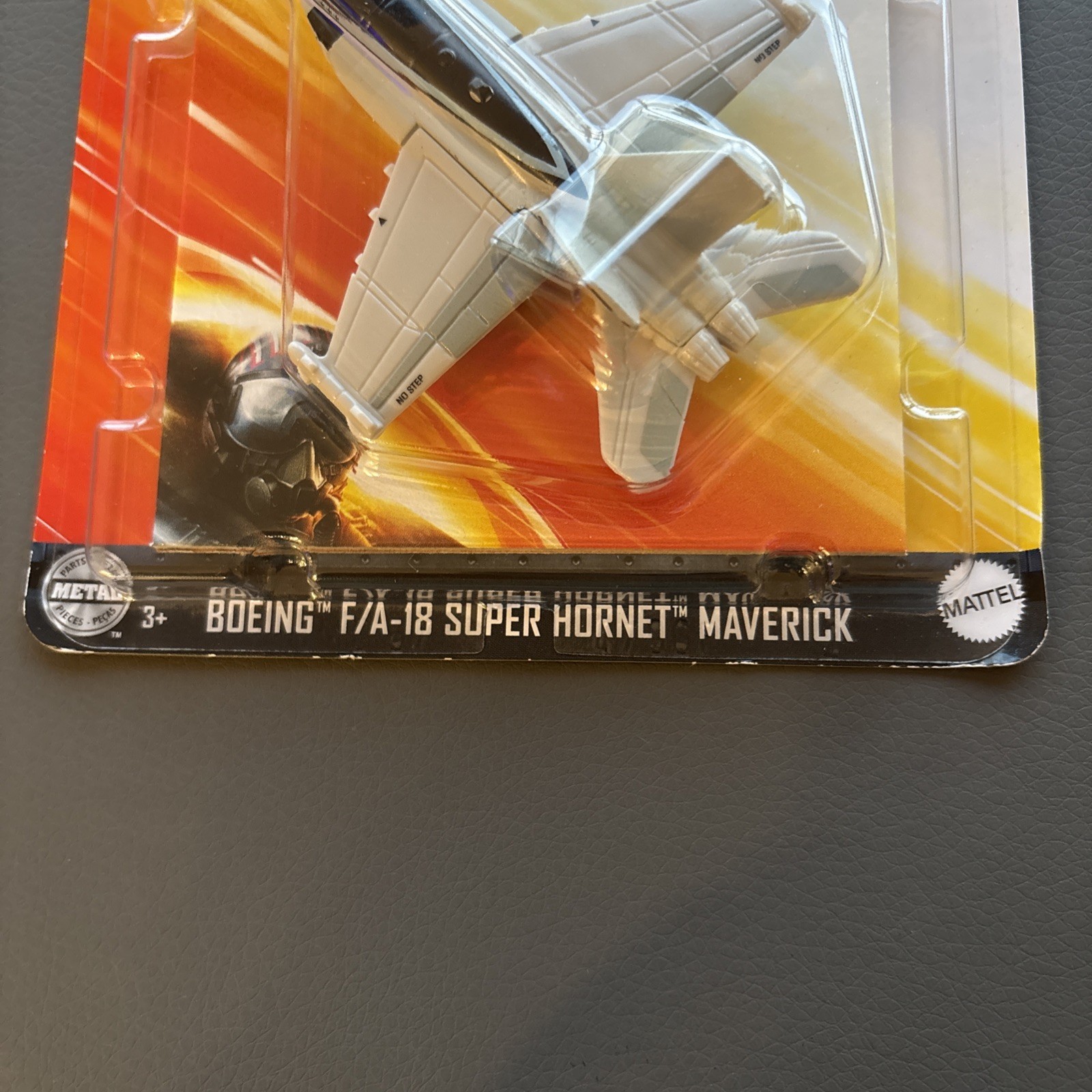 Matchbox Top Gun Maverick Boeing F/A-18 Super Hornet Sky Busters HMB57 2022