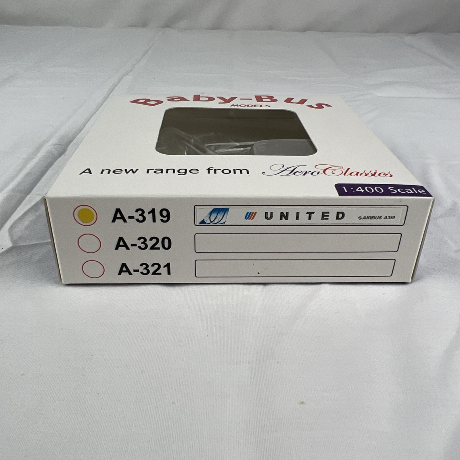 1:400 Airbus A319-100 United Airlines N818UA Blue Tulip AeroClassics/DAMAGED