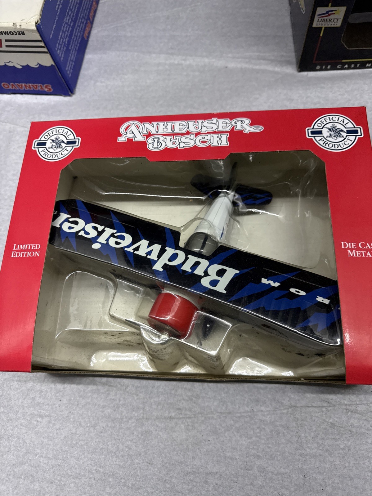 LIBERTY CLASSICS 1932 STEARMAN BI-PLANE VINTAGE AIRPLANE BANK DIE-CAST 37546