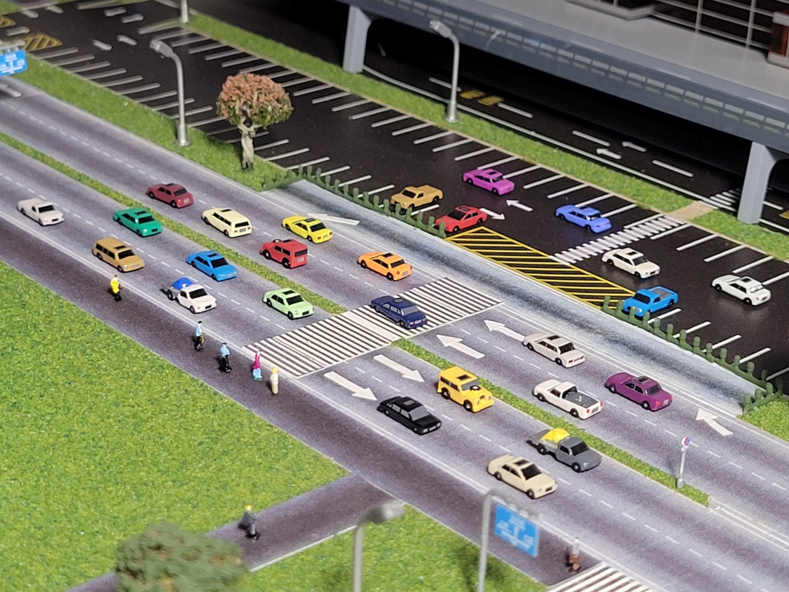 Artistic400 Airport Accessories GSE 1:400 Scale Passenger Cars 26-Pack