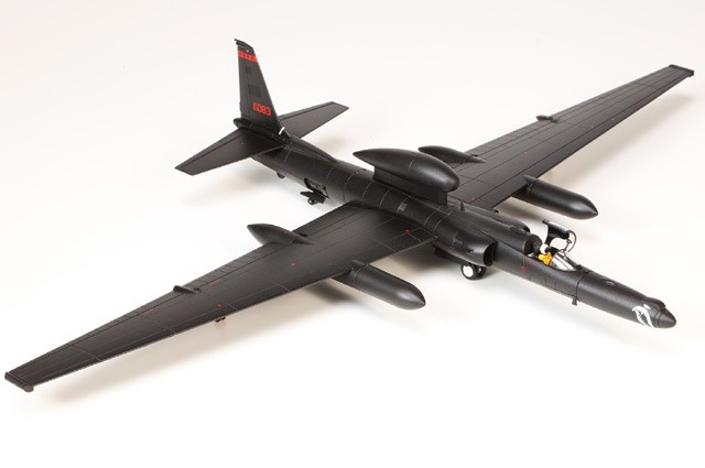 Hobby Master 1/72 U-2S Dragon Lady Airplane #80-1083 USAF 99th ERS, 9th RW