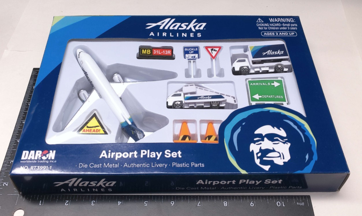 Alaska Airport Playset Jet Plane Catering Stairs Diecast Daron RT3991-1 NEW