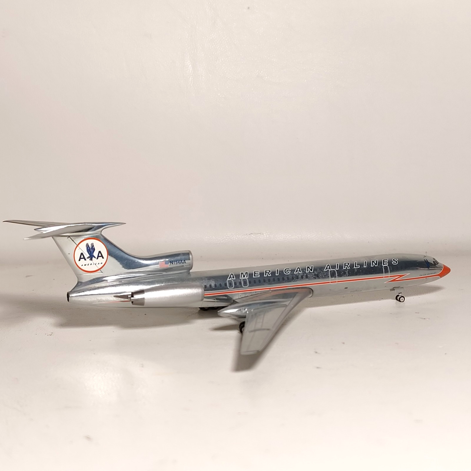 JC WIngs 1:200 American Airlines Astrojet Tupolev Tu-154 Diecast Model N151AA