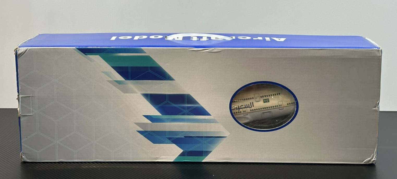 1:150 Saudi Arabian Airlines Boeing B747 Resin Aircraft Model with Base *Read