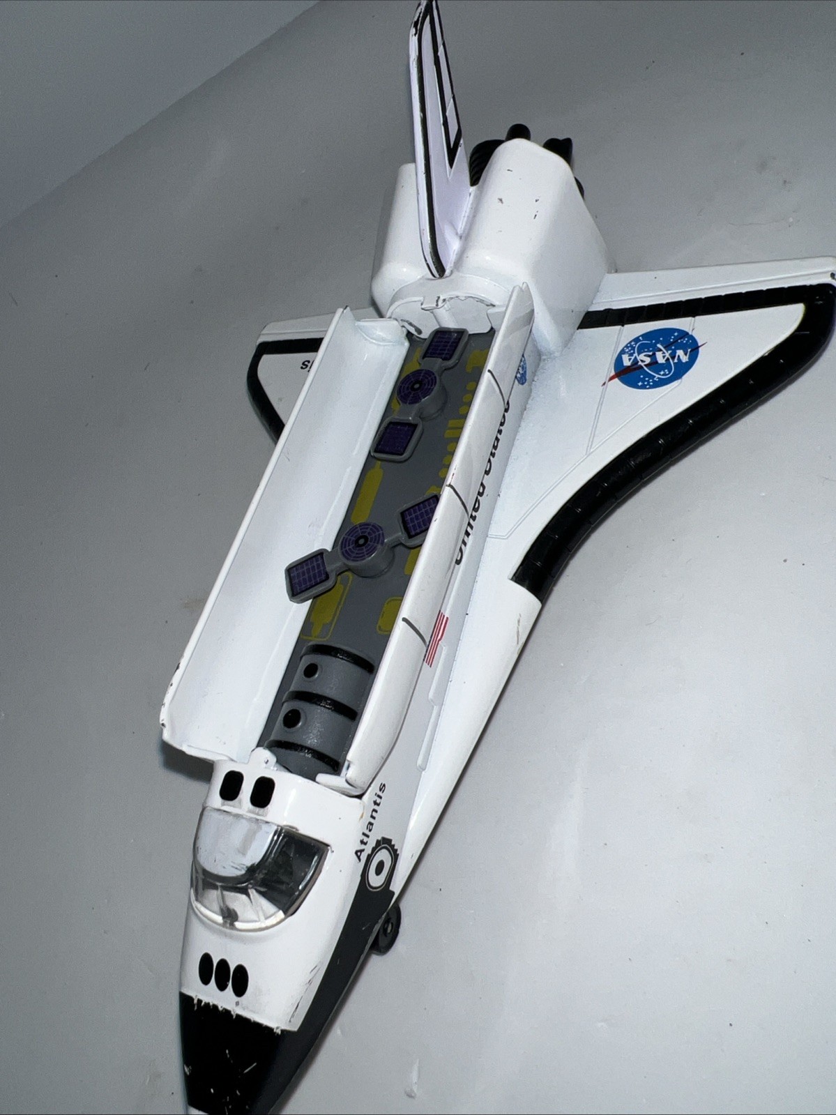 PMT Holdings Diecast Space Shuttle Atlantis Pullback Friction Toy