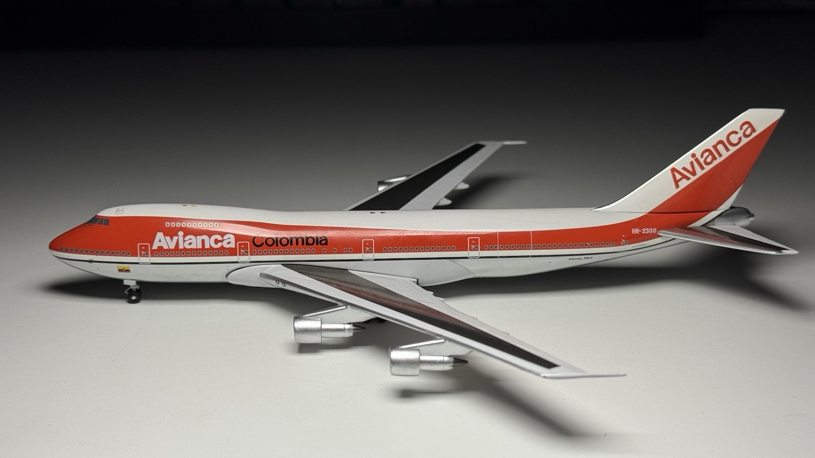Aeroclassics 1:400 Avianca Colombia B747-259BM HK-2300