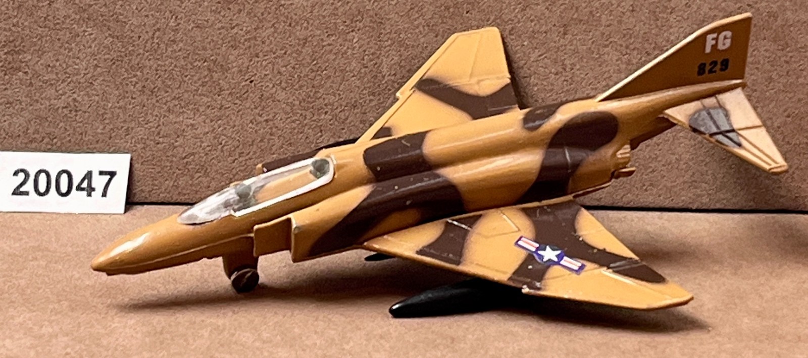 PHANTOM F-4C A118 Military Fighter Aircraft 2.75″ Wingspan Dyna-Flites-
