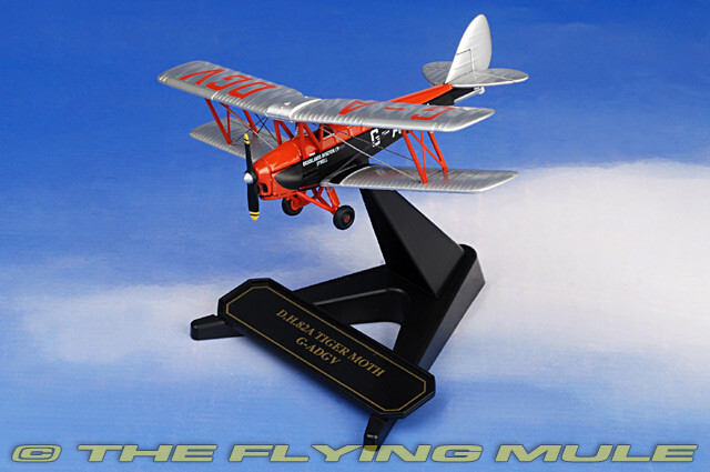Oxford Diecast 1:72 Tiger Moth Brooklands Aviation G-ADVG