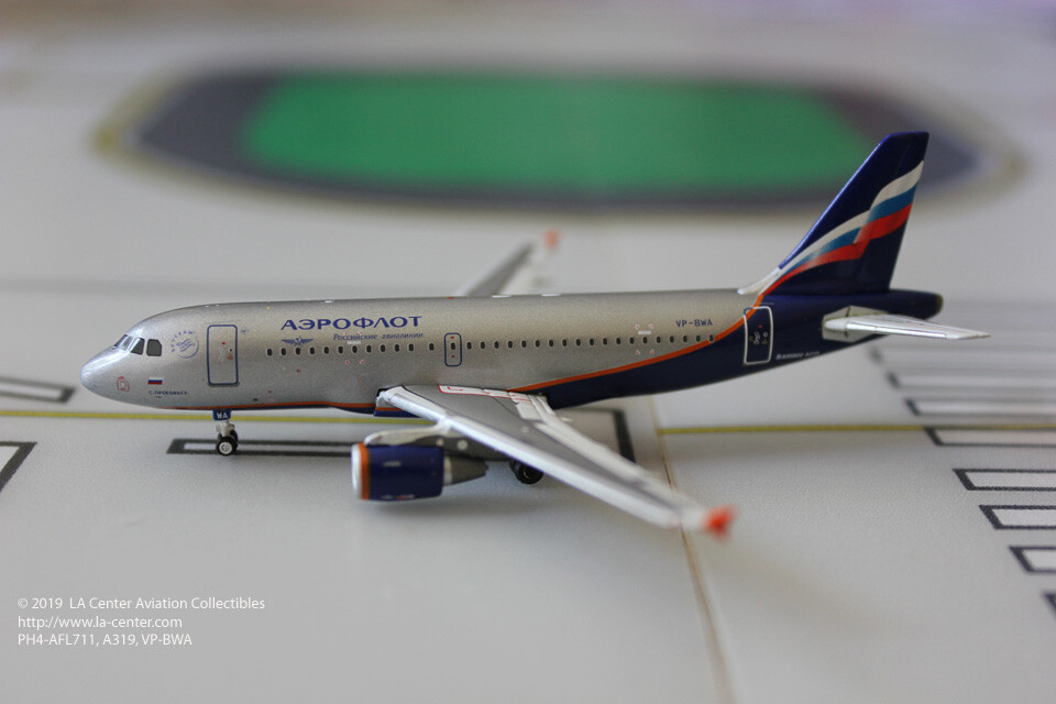 Phoenix Model Aeroflot Russian Air Airbus A319 Current Color Diecast Model 1:400