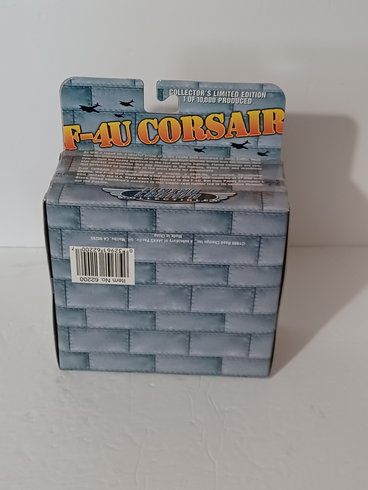 1999 Flying Fighters Champions Limited Edition Diecast WWII F-4U Corsair Plane