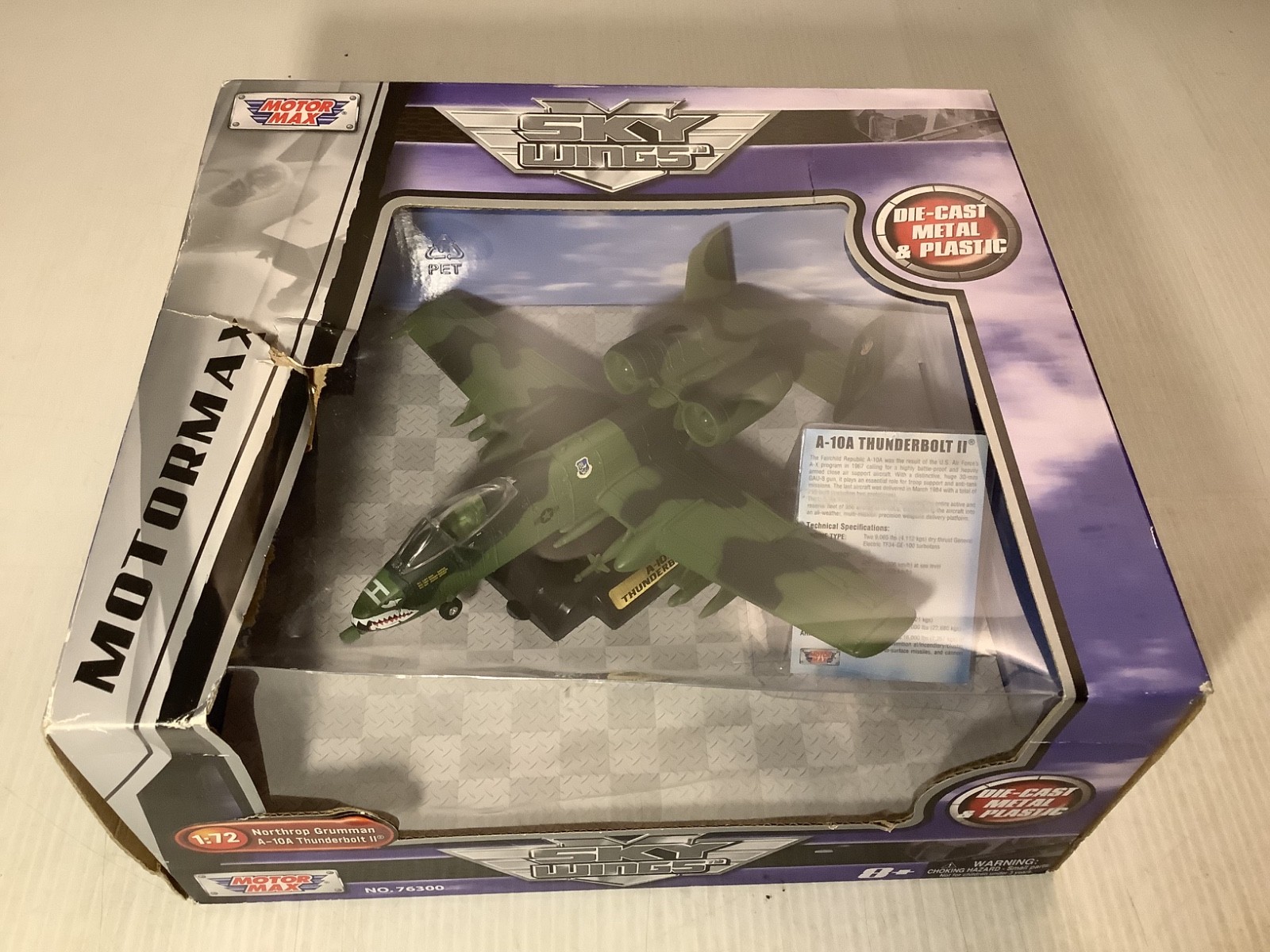 Motor Max Sky Wings A-10A Thunderbolt II North Grumman #76300