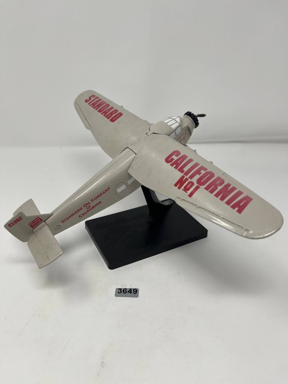 LIBERTY CLASSICS FORD SPEC CAST 5-AT TRI-MOTOR STANDARD OIL AIRPLANE