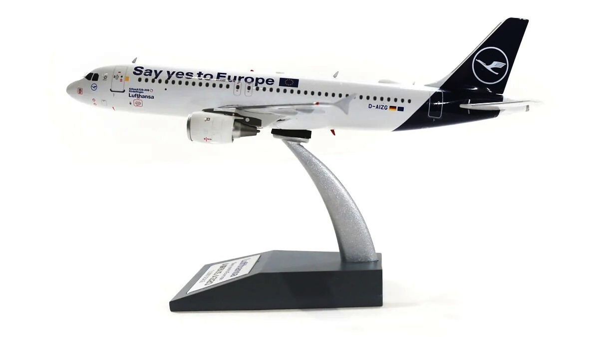 A320 LUFTHANSA REG: D-AIZQ WITH STAND – JFOX JFA320031 1/200 – SALE