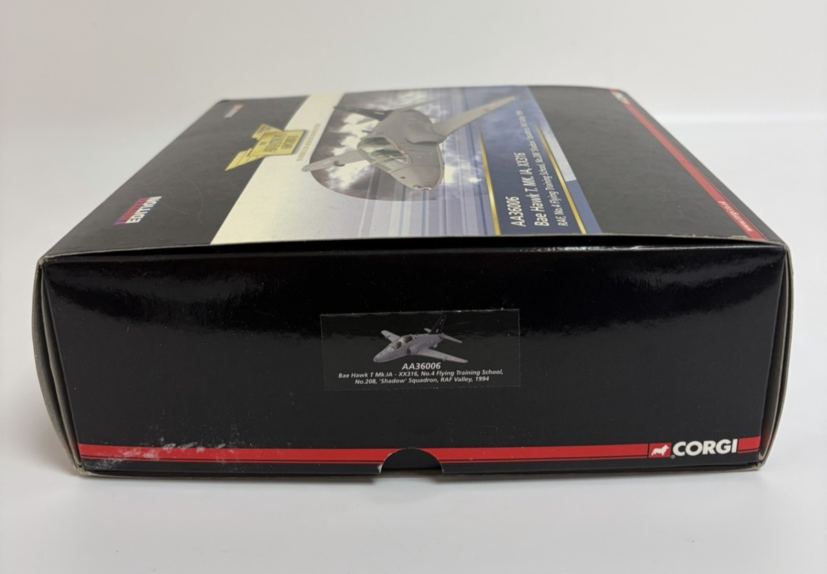 Corgi Aviation Archive 1:72 Bae Hawk T. MK. IA XX316 RAF 4 Flying AA36006
