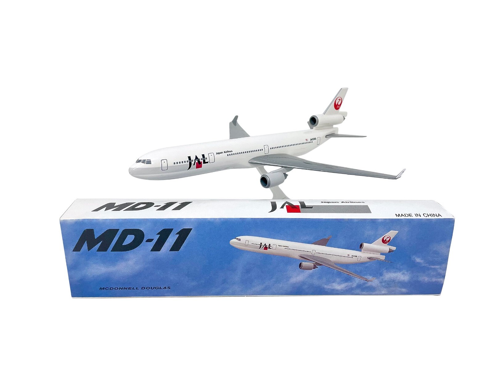 Japan Airlines JAL MD-11 1:200 Brand New